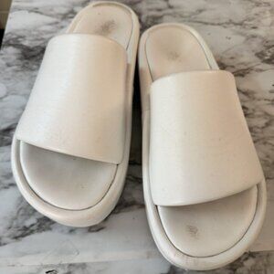 Balenciaga platform slides